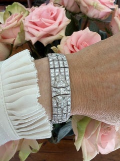 Bracelet Art déco à maillons Katz & Ogush, orné de diamants sur quatre rangées et d'émeraudes vertes