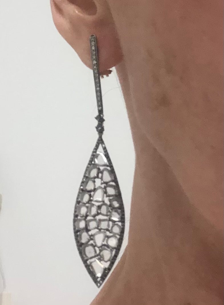 Pendientes Láminas de Diamante con Diamantes Pave Contemporáneo en venta