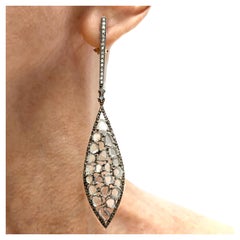 Diamantscheiben mit Pavé-Diamanten-Ohrringen