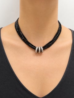 Bagues en diamants avec pavé flottant et spinelle noir de 157 carats, collier Paradizia N3928