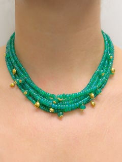 Grüner Opal mit baumelnden 18k Gold Akzente Multi Strang Halskette N3795
