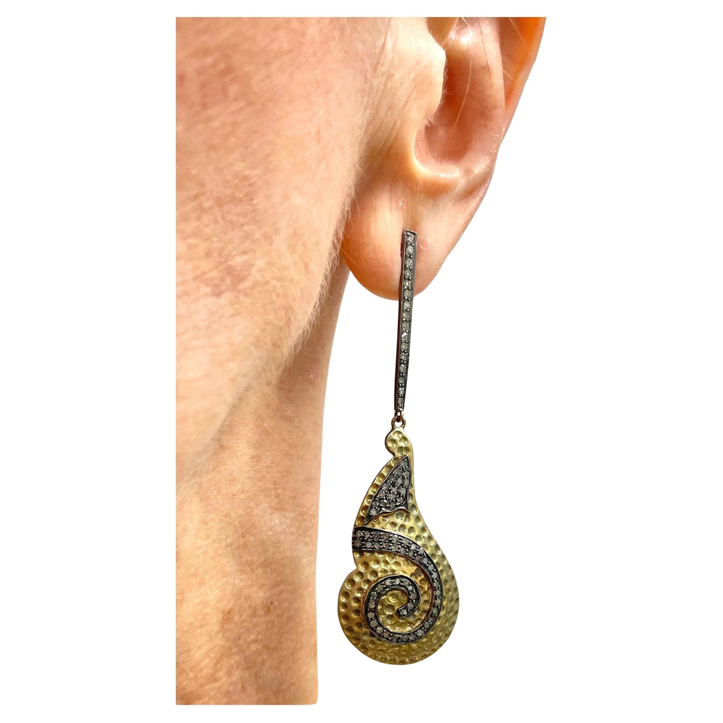 Pendientes de Vermeil con Remolino de Diamantes Pave en venta
