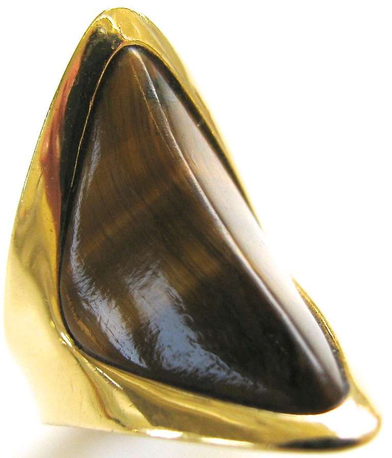 A Chic Kutchinsky Tigers Eye Ring. The 1 1/4