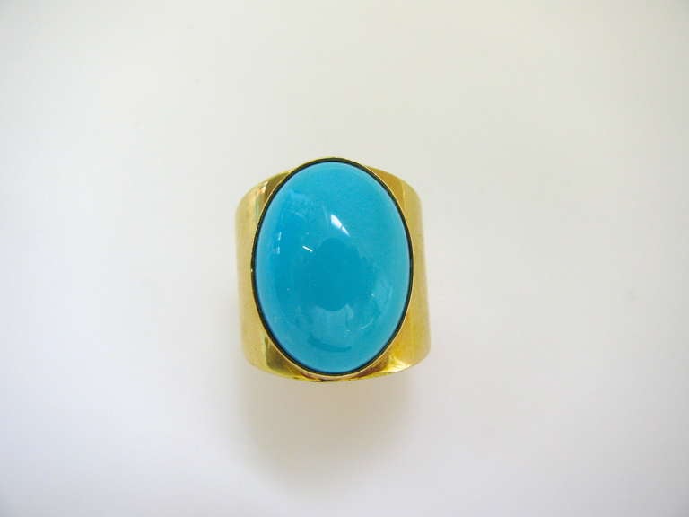 A Turquoise and Gold Ring In Excellent Condition In Cincinnati, OH