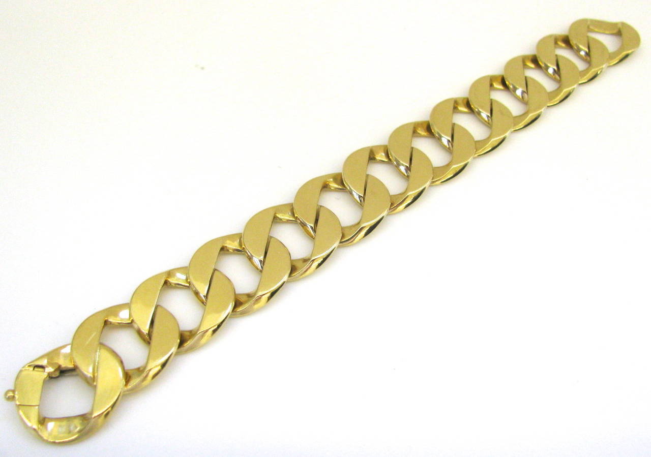 An Iconic Gold Curb-link Verdura Bracelet. The 7 1/2