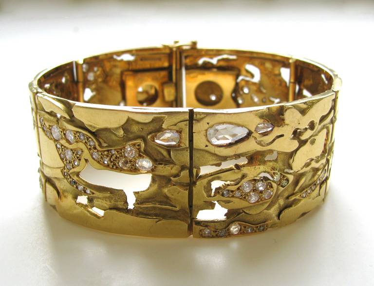 A Chic bracelet by Parisian designer Jean Vendome. The 1