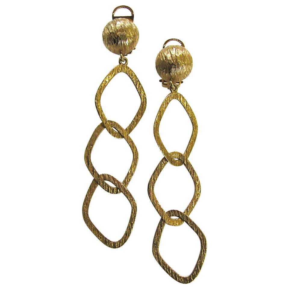 A Pair of Gold Link Ear Clips