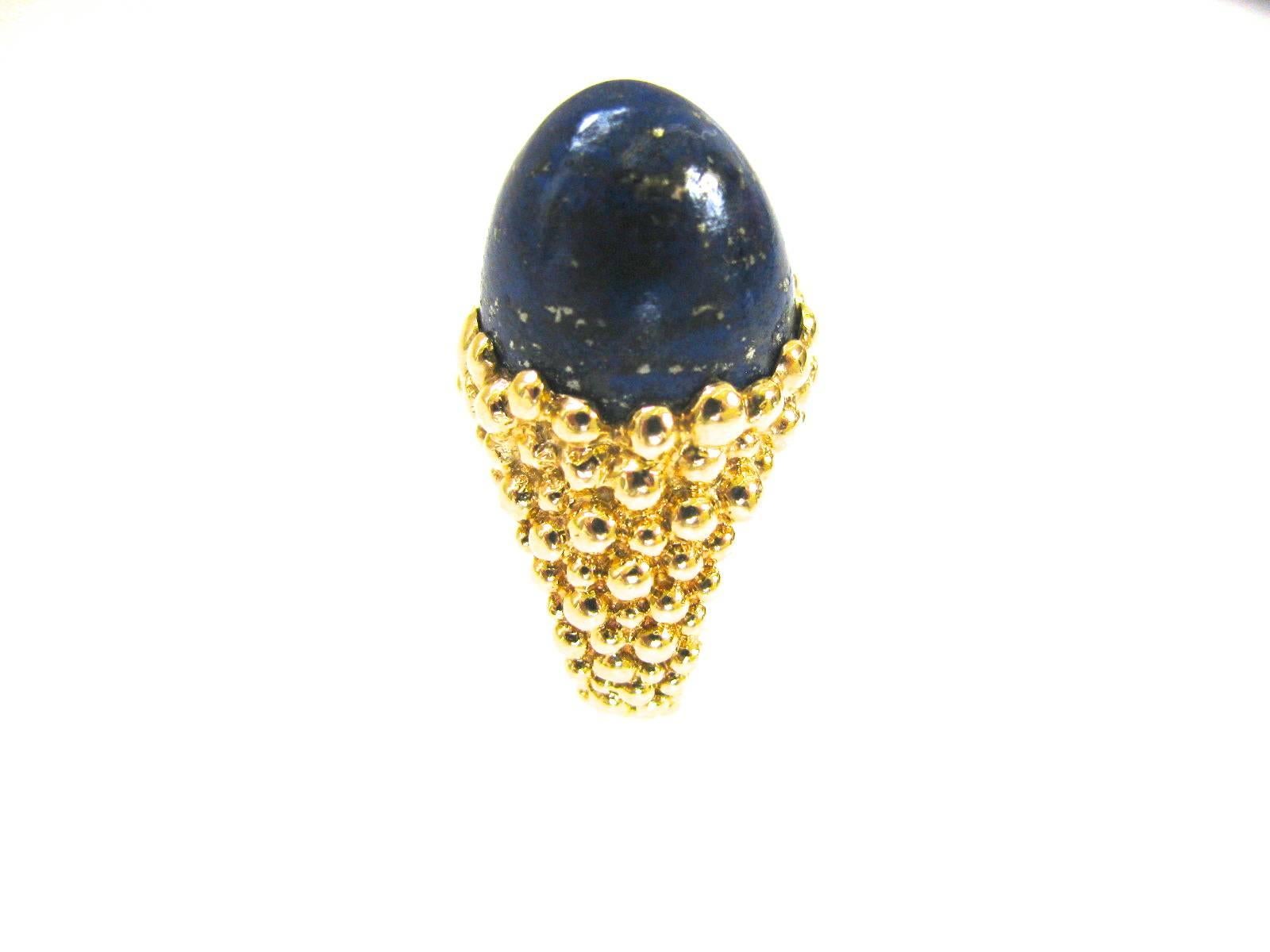 Kutchinsky London Lapis Lazuli Ring. The 18k textured gold band with a 5/8