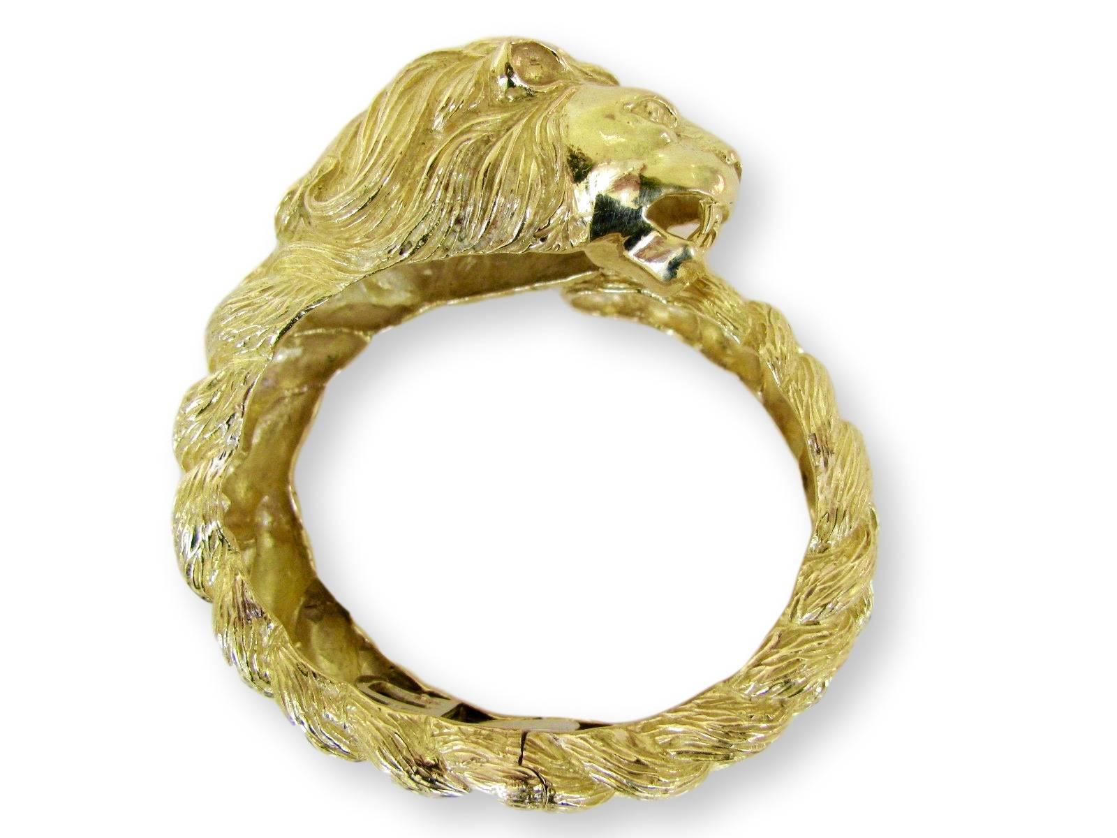 Gold Lion Head Zodiac Bangle Bracelet, circa 1970 In Excellent Condition In Cincinnati, OH