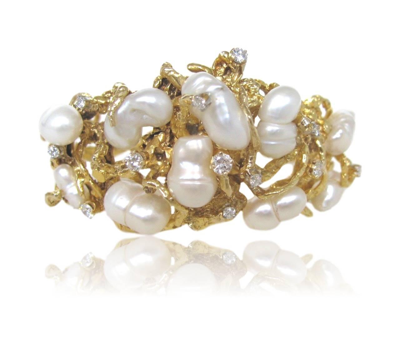 Women's Gold Pearl Diamond Bracelet 