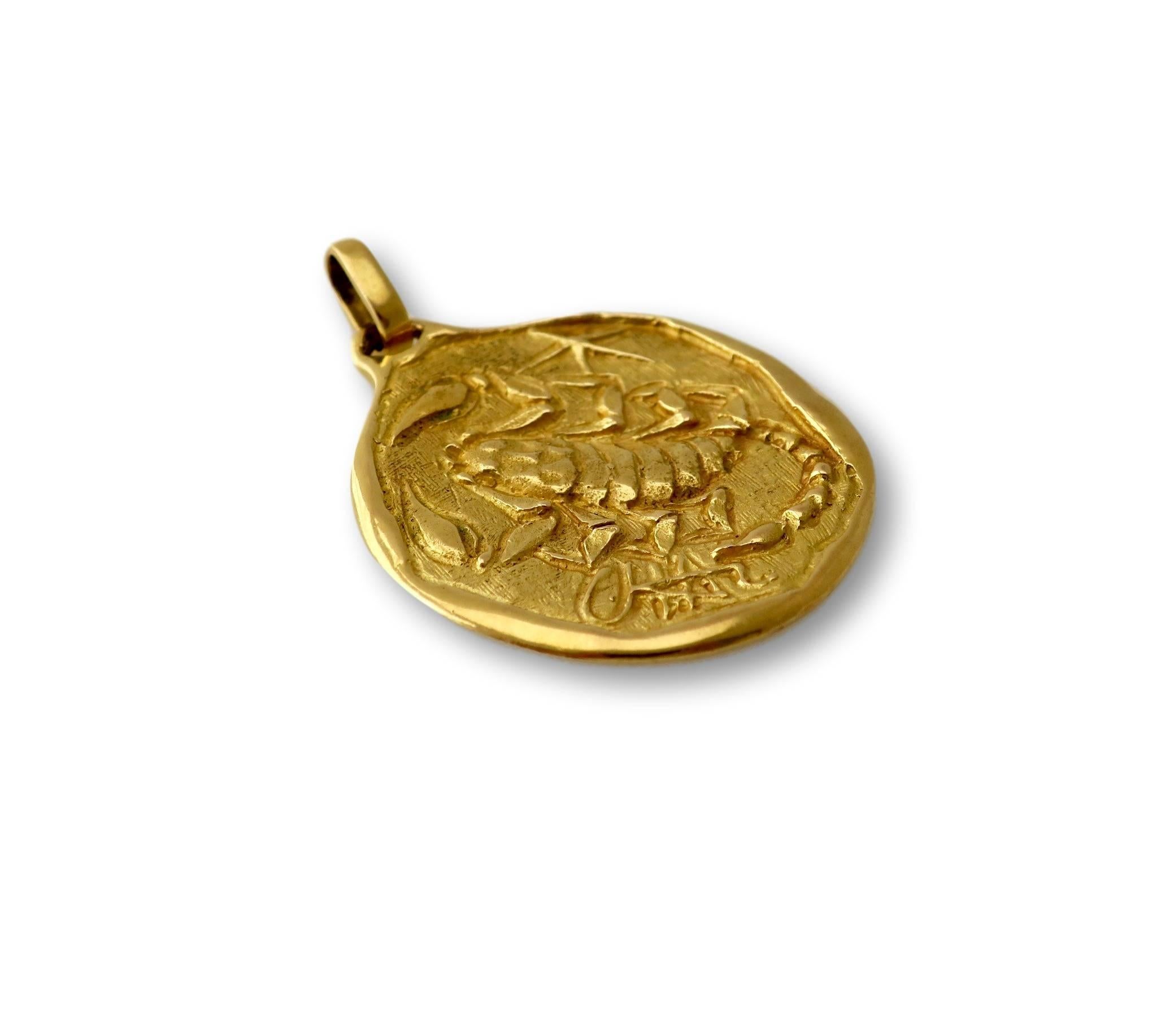 Scorpio ( Oct 23- Nov 21) Gold 70's Pendant. A  2