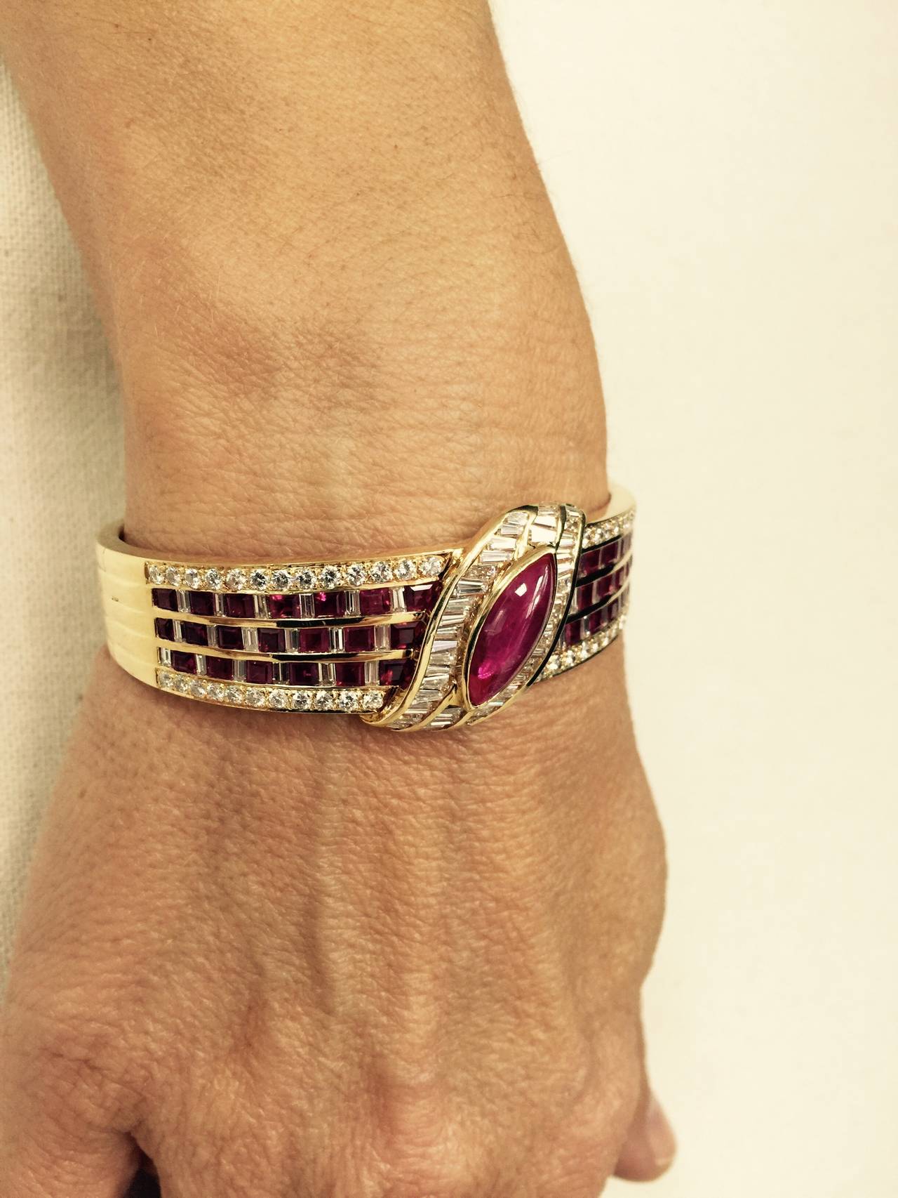 Contemporary Cabochon Ruby Diamond Gold Bangle Bracelet