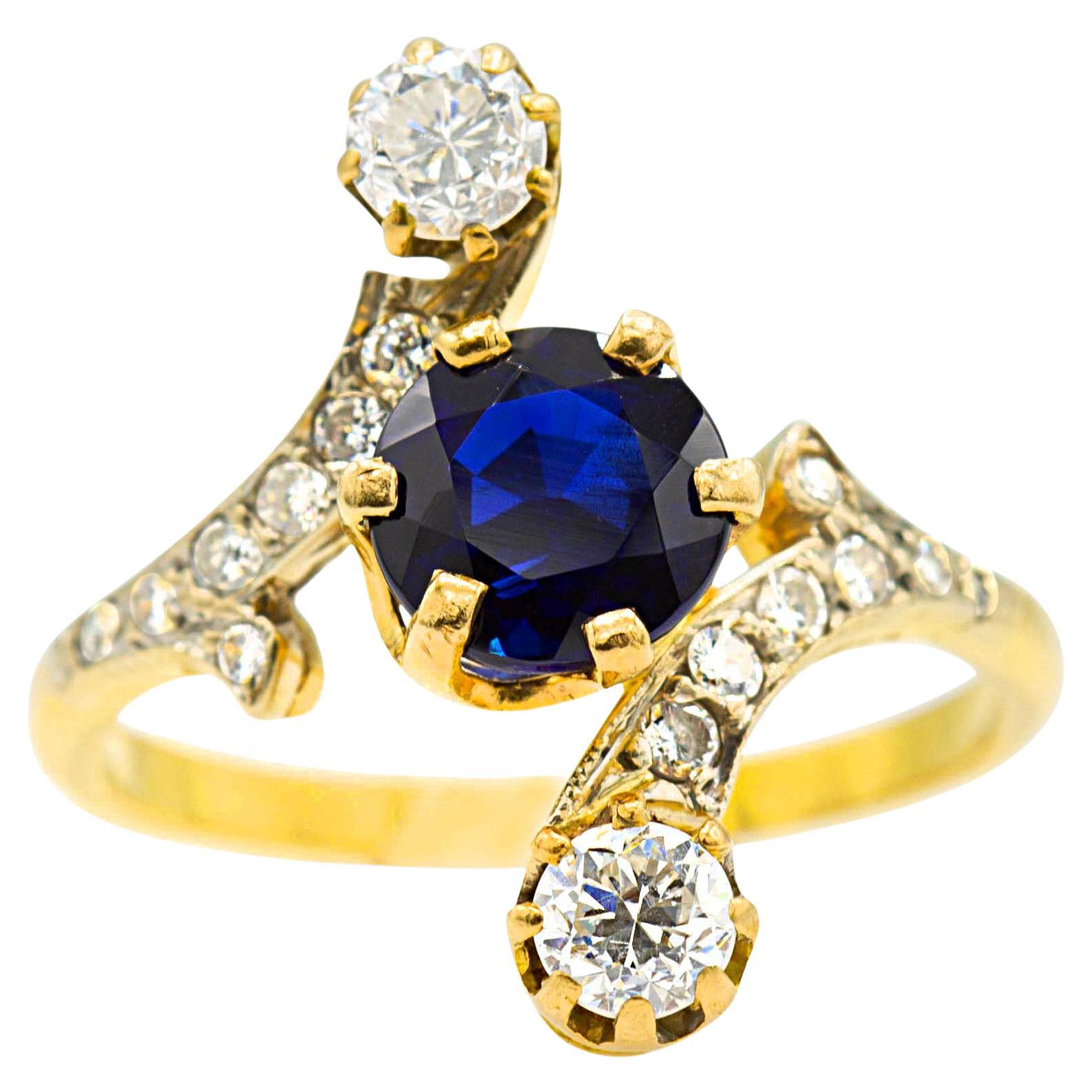 Belle Epoque 1.36 Ct. Natural Unheated Sapphire Ring in 18k Yellow Gold For Sale