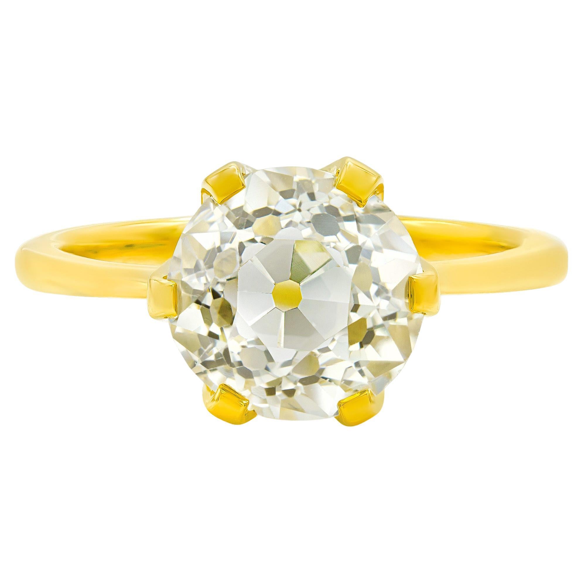 REVIVE GIA 3.42 Ct. Solitaire Engagement Ring Q-R VS2 in 18k Yellow Gold For Sale