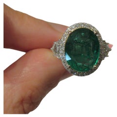 NWT $107, 546 18KT Gold Gorgeous Large Fancy Natural Emerald Diamond Ring