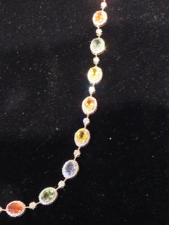 NWT 32.500 $ Collana con zaffiro arcobaleno "Fancy" da 18 carati, grande e scintillante, con diamanti