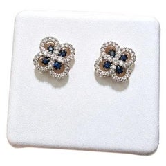NWT $1, 400 Gold Fancy Glittering Blue Diamond Clover Stud Earrings