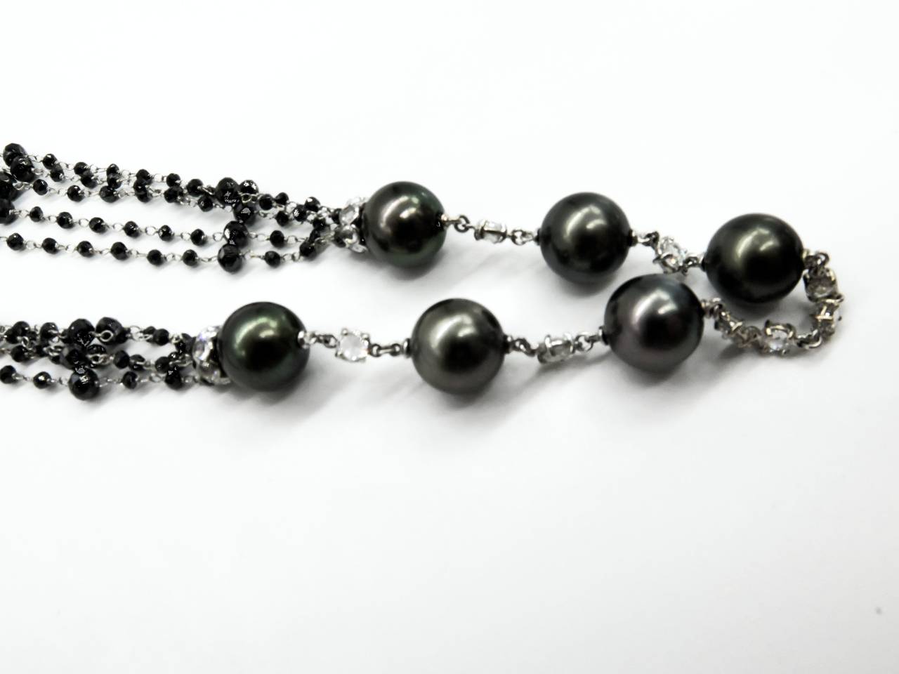 Women's Black and White Diamonds With Black Tahitian Pearl Necklace For Sale