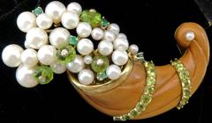 Seaman Schepps Rare Movable Pearl Peridot Emerald Diamond Cornucopia Brooch Pin