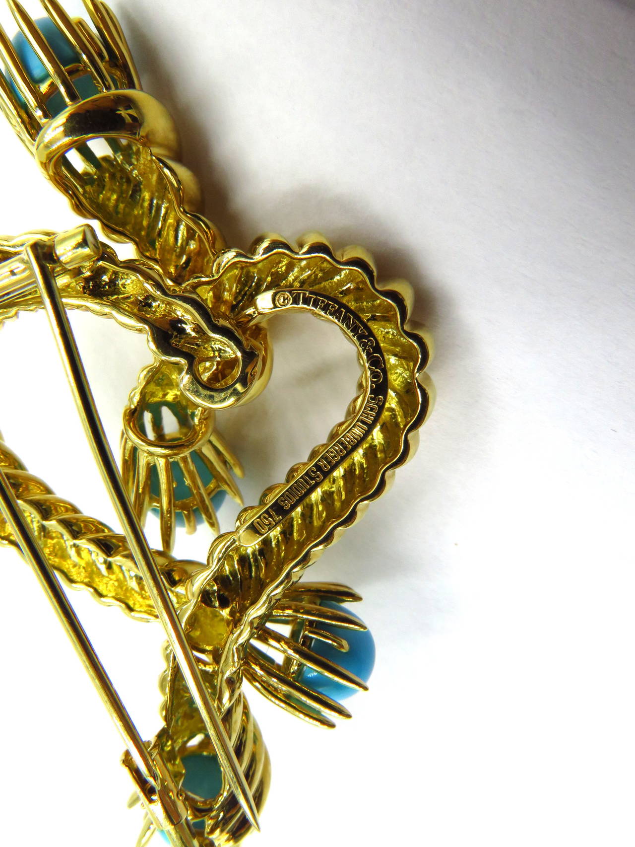  Tiffany & Co. Schlumberger Turquoise Gold Roped Heart Design Brooch 1