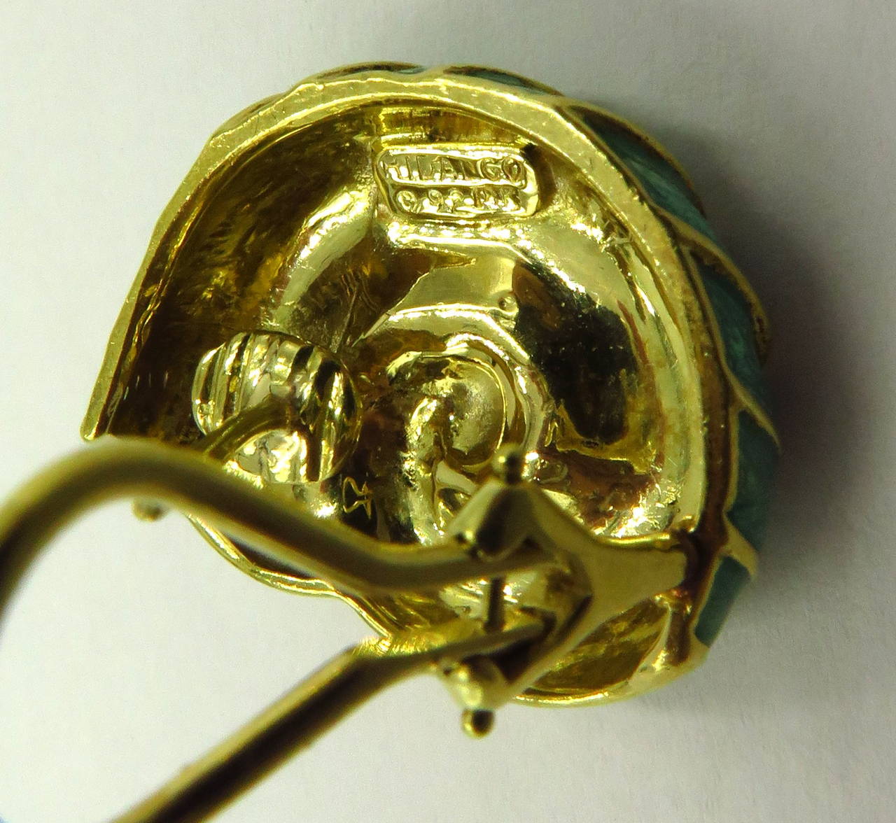 Hldalgo Enamel Nautilus Shell Earclips