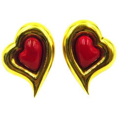 Exquisite Mavito Enamel Gold Heart Clip Earrings