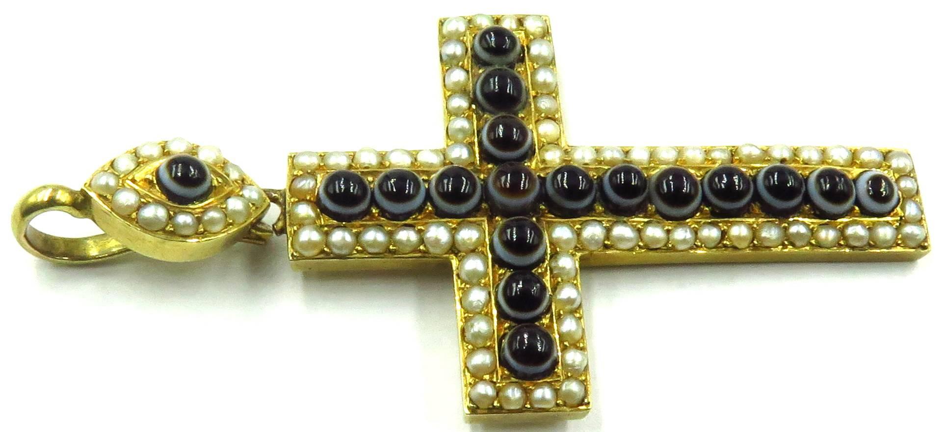 Exquisite Large Victorian Banded Agate Natural Pearl Gold Cross Charm Pendant In Excellent Condition For Sale In Palm Beach, FL