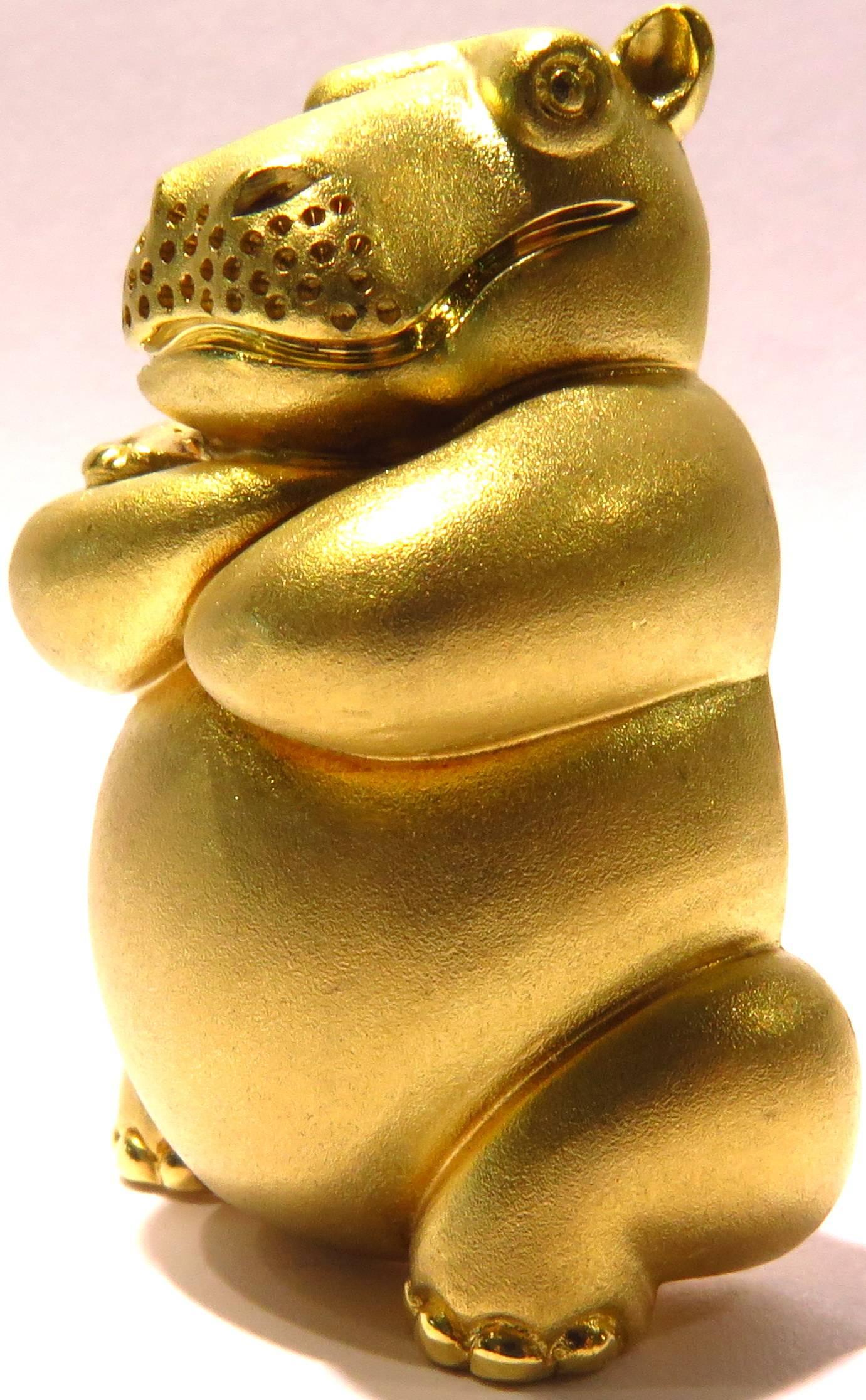 Insanely Adorable Henry Dunay Hippo with Attitude Gold Brooch Pin In Excellent Condition In Palm Beach, FL