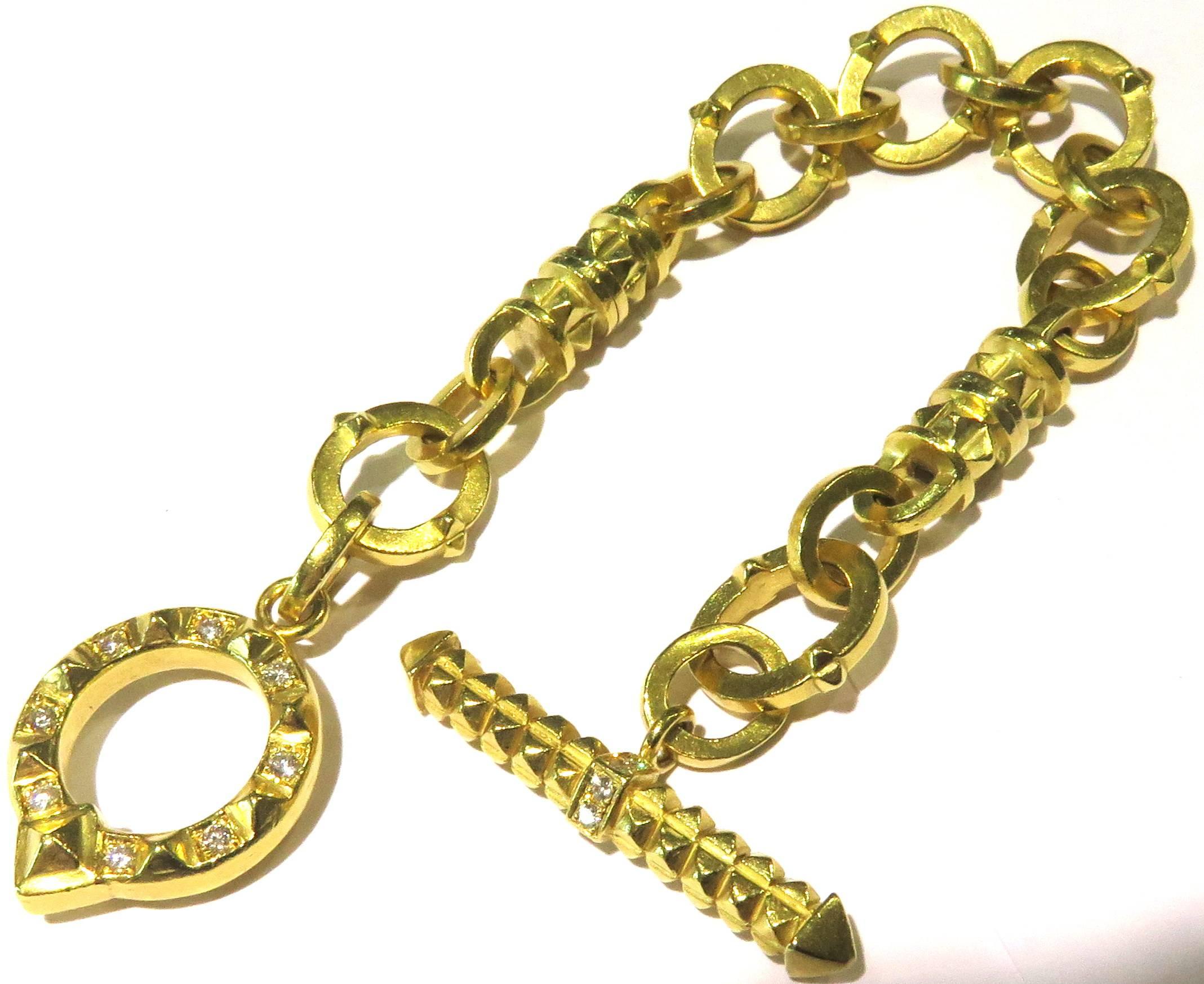 Exceptional Heavy Diamond Gold Solid Links Toggle Bracelet 4
