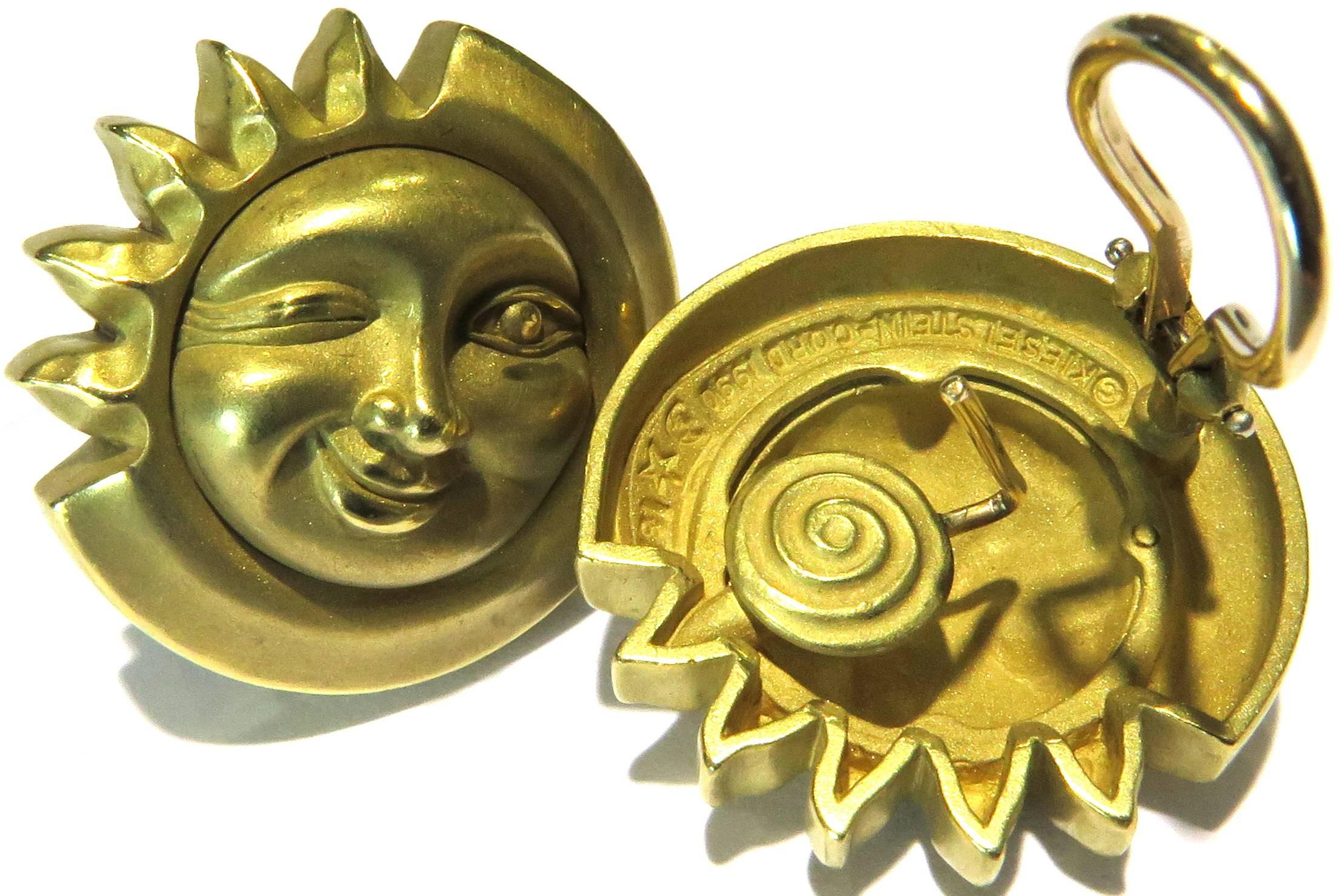 Women's Kieselstein-Cord Classic Large Winking Sun and Moon Gold Earrings