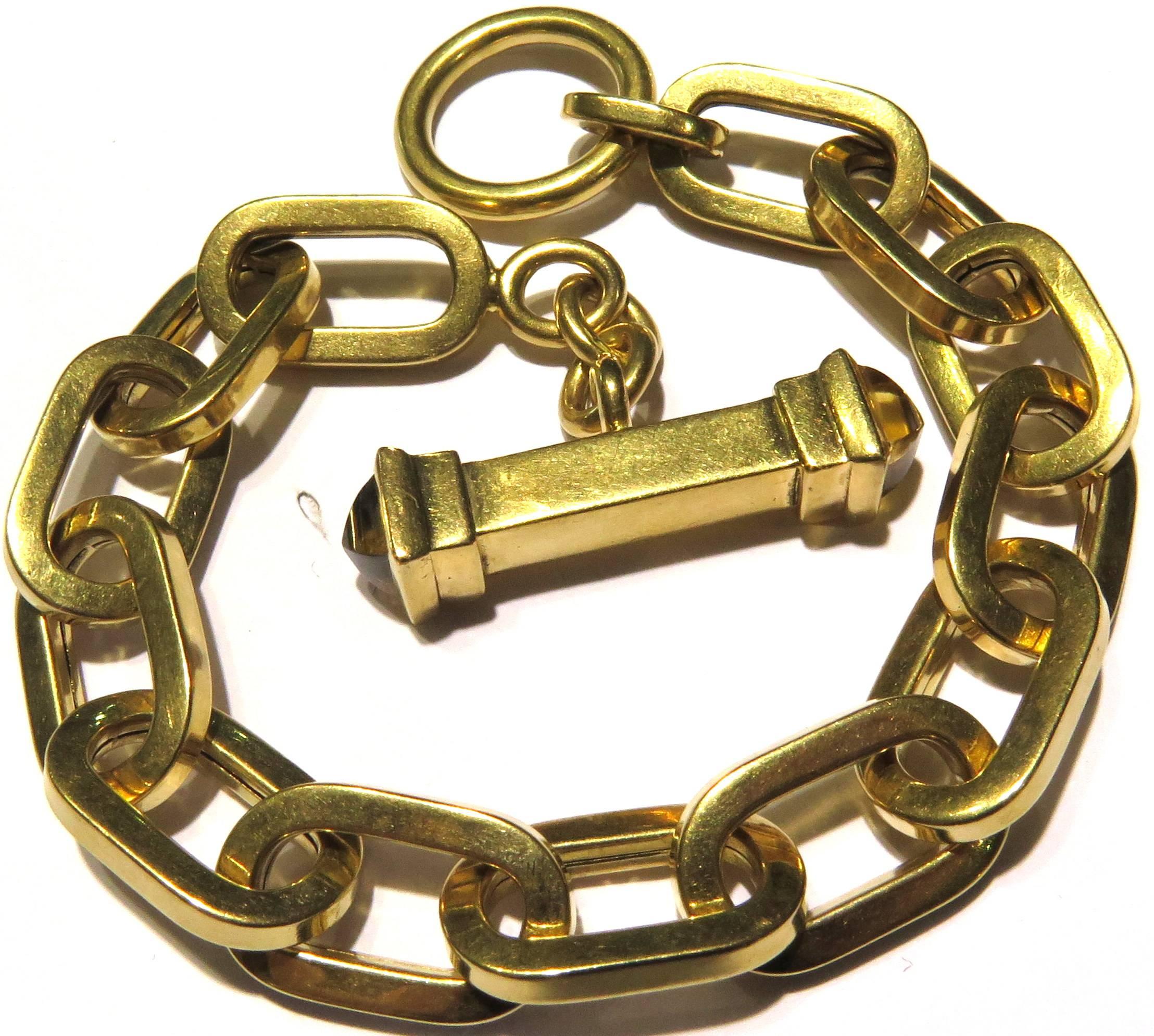 Trendy Large Open Link Gold Toggle Bracelet with Citrine Ends In Excellent Condition In Palm Beach, FL