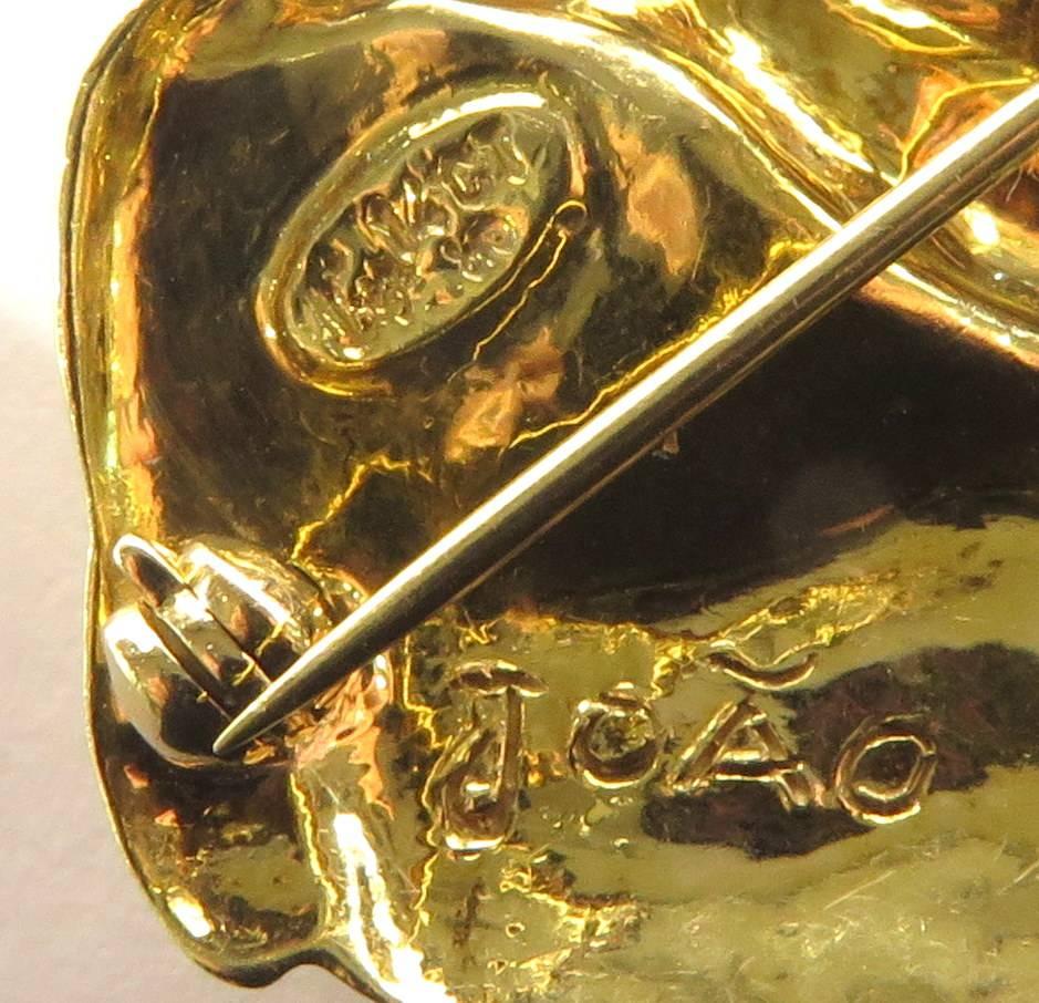 Joao Elephant Realistically Detailed Large Ruby Diamond Gold  Pin Pendant 1