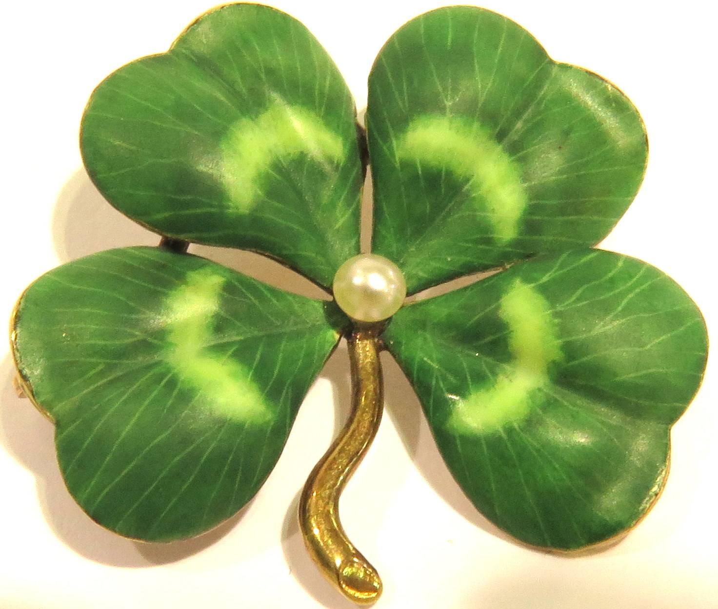 Art Deco Enamel Four-Leaf Clover Pin With Natural Pearl Center 3