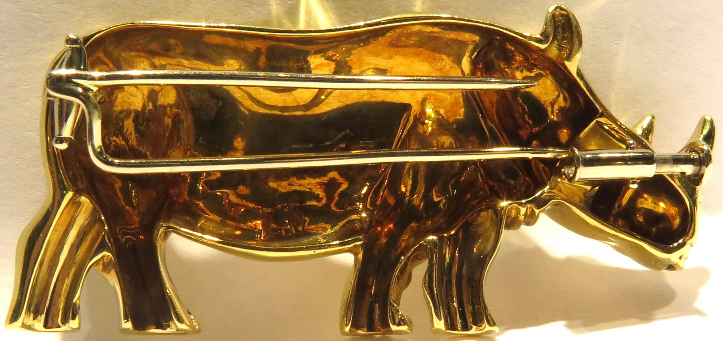 Women's or Men's Majestic Diamond Gold Rhinoceros Brooch For Sale