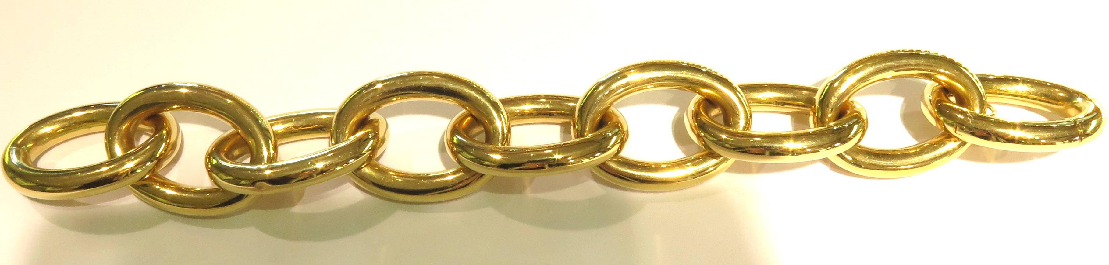 Colossal Oval Link Spectacular Gold Bracelet 1
