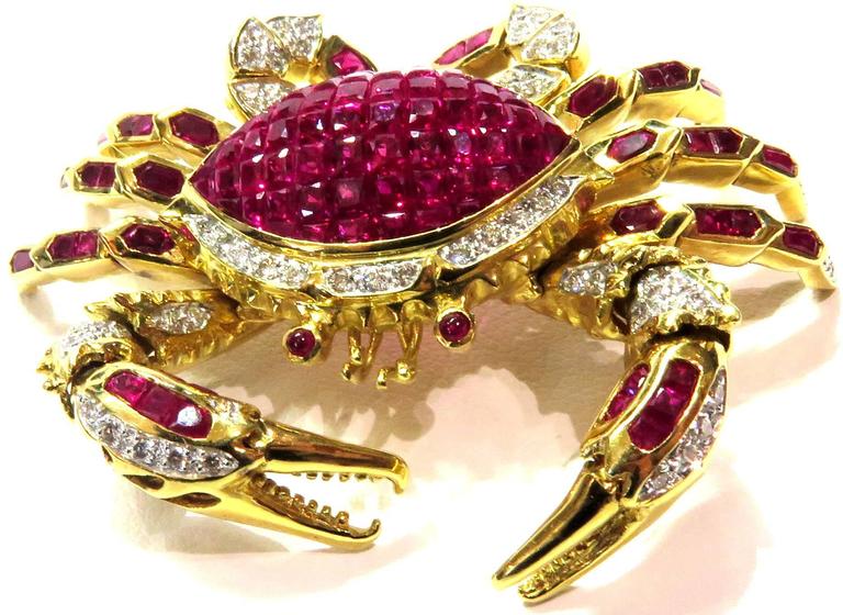 Movable Invisibly Set Ruby Diamond Gold Crab Pin Pendant at 1stDibs