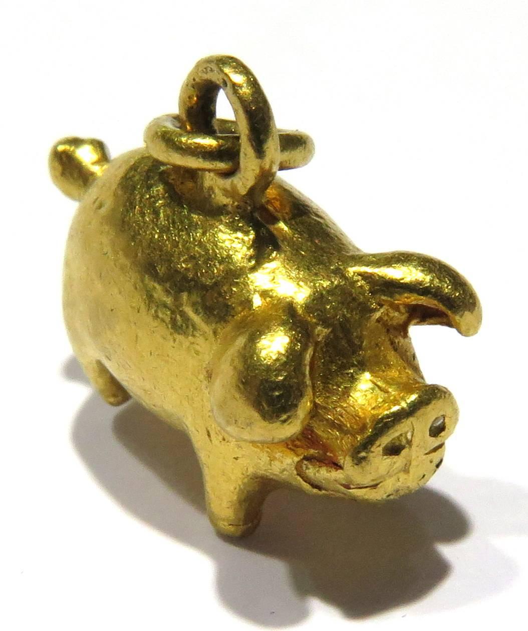 Adorable 22 Karat Gold Pig Charm Pendant 2
