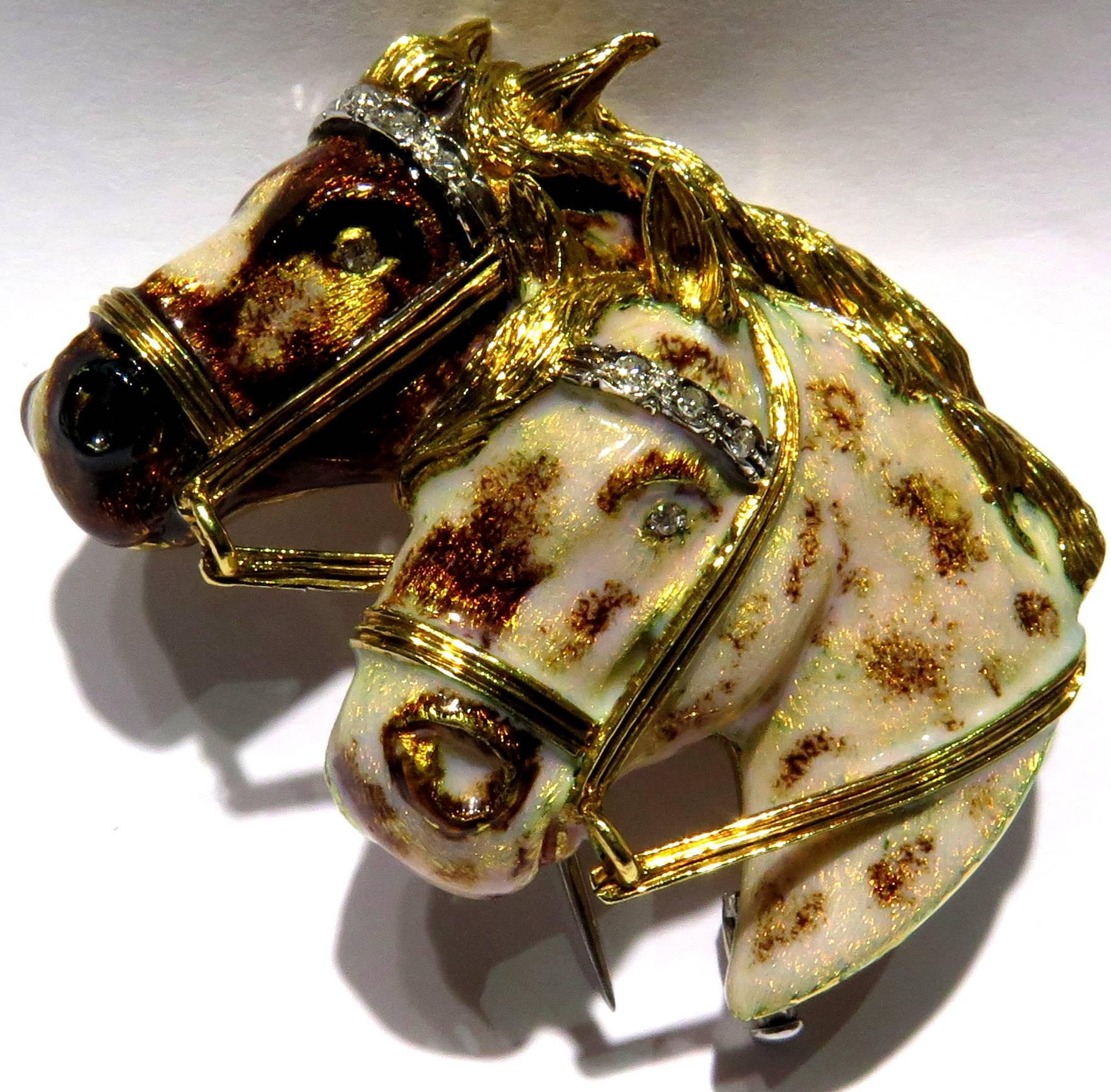 Unique Two Horse Enamel Pin with Diamond Accents Gold Double Clip Pin In Excellent Condition In Palm Beach, FL