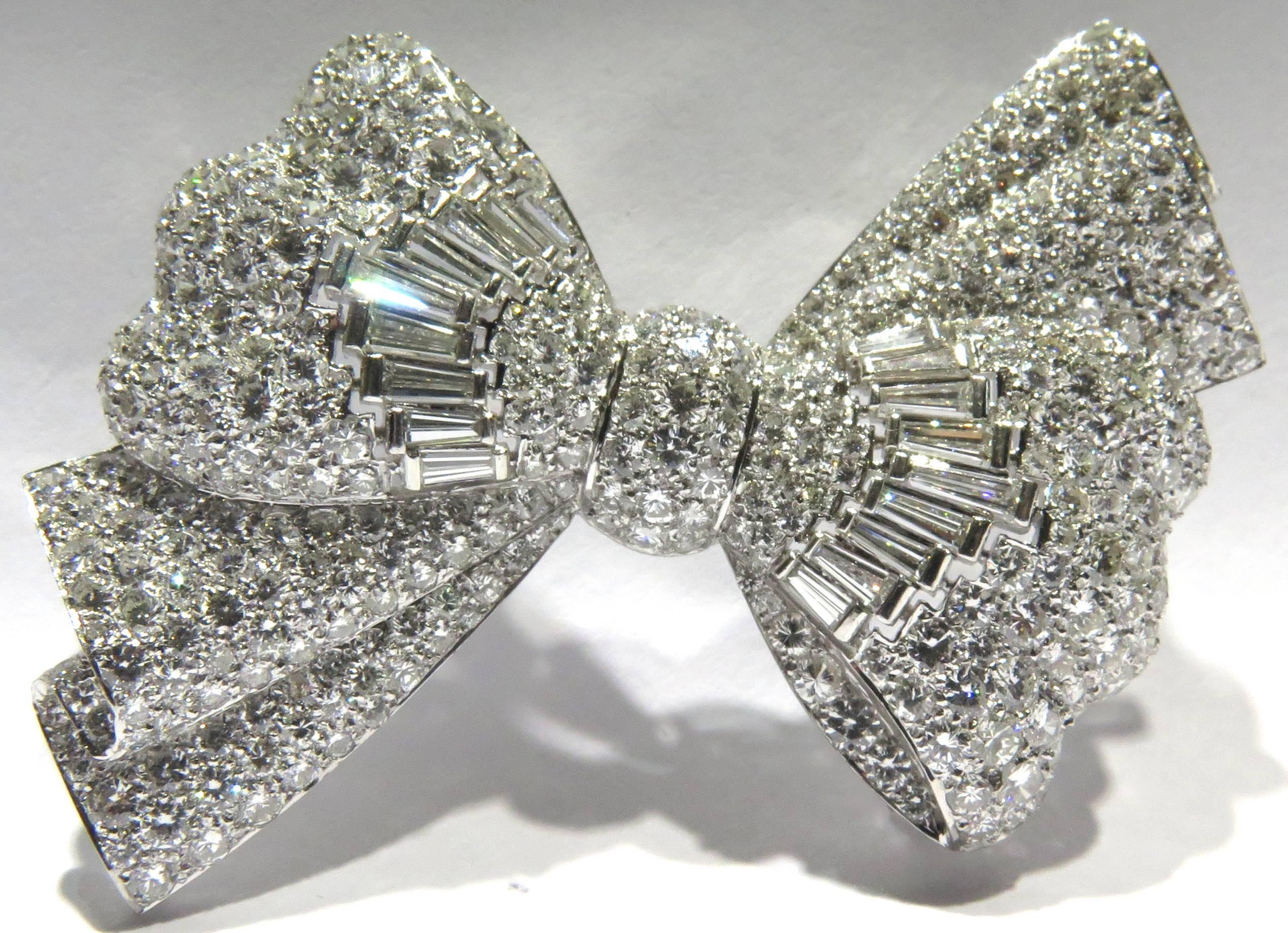 Spectacular  1950's   Diamond Platinum Bow Pin  In Excellent Condition In Palm Beach, FL