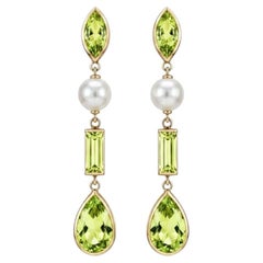 Orecchini a bottone con peridoto e perla a goccia, argento, oro