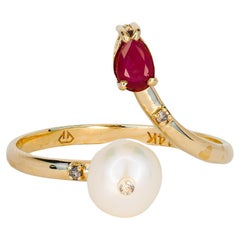 14k Gold Ring with Pearl, Ruby and Diamonds