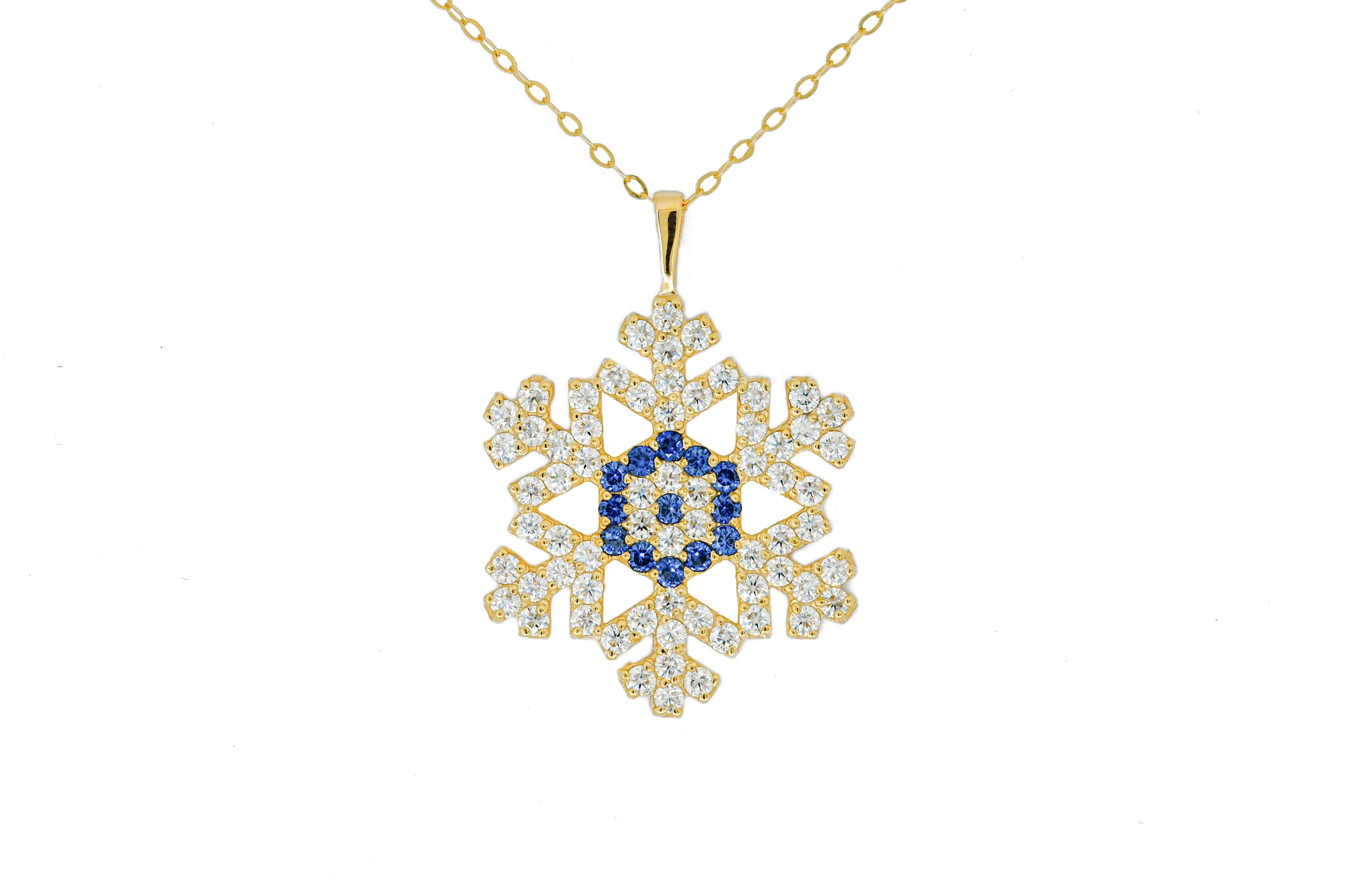 Schneeflocken-Anhänger-Halskette aus 14k massivem Gold. Gold Schneeflocken-Anhänger. im Zustand „Neu“ in Istanbul, TR