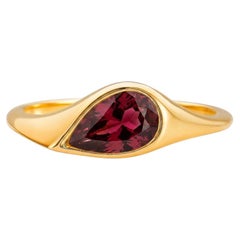 Pear Garnet East-West Ring