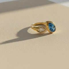 Toi et Moi Gemstone Ring: Topaz and Moissanite