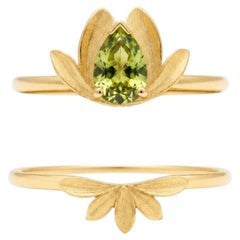 Pear-Cut Peridot Two-Piece Lotus Ring, Silver, gold