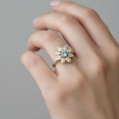 14K Yellow Gold Topaz Daisy Flower Ring