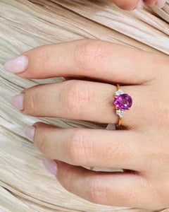Bague « Radiance » en or 18 carats, couleur fuchsia