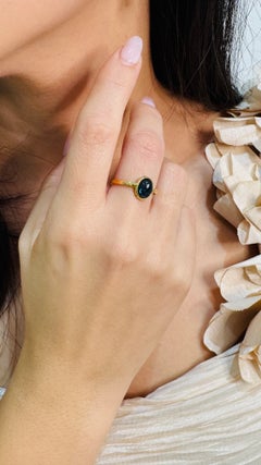 Aurelia 2.88ct Blue Sapphire Ring in 18K Yellow Gold by Tresor