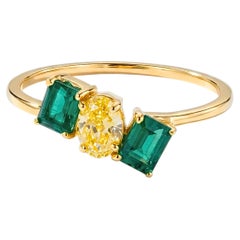 18K Yellow Gold Verdant Asymmetry Ring with 0.44ct Emerald & Diamonds