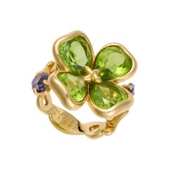 Chanel 18k Yellow Gold Peridot Iolite Clover Ring